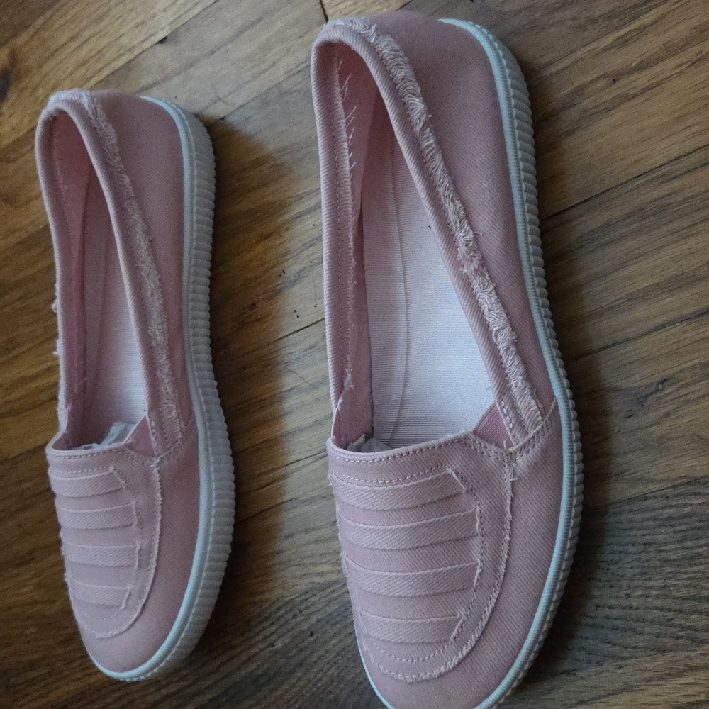 Comfortview Light Pink Women's Canvas Slip-ons 10 NWOB - Picture 8 of 11